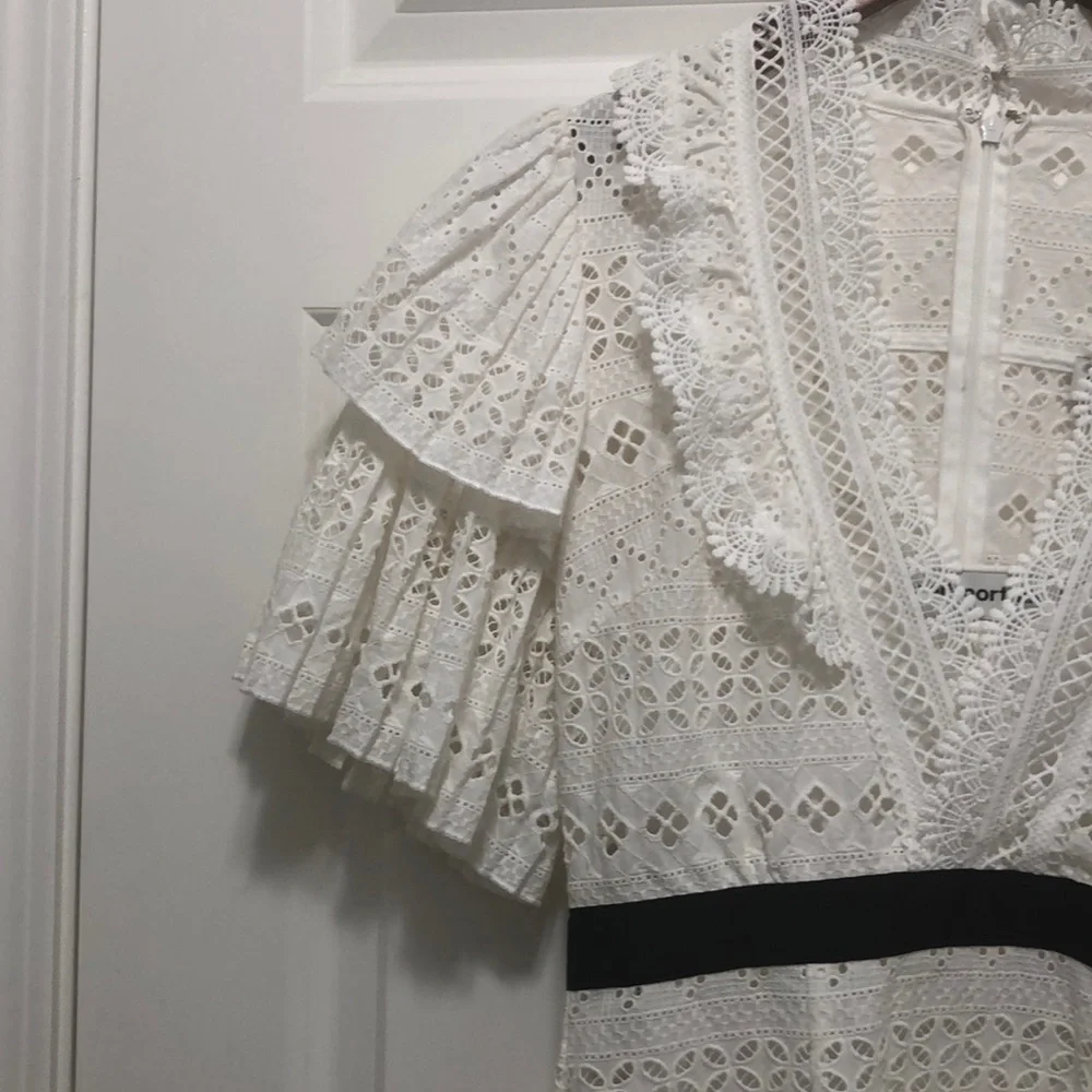 Self-Portrait Broderie Anglaise White Dress - Picture 6 of 9